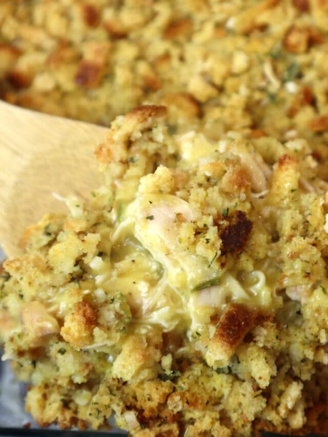 Easy Chicken and Stuffing Casserole Recipe