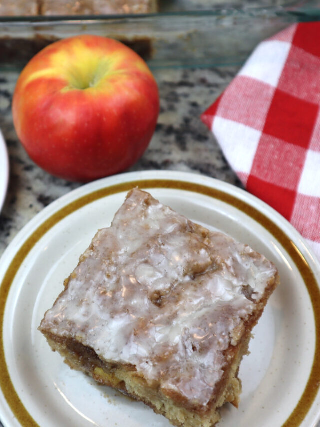 Apple Fritter Cake Recipe with Glaze