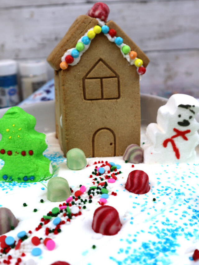 Christmas Oreo Dirt Cake (Snow Cake)