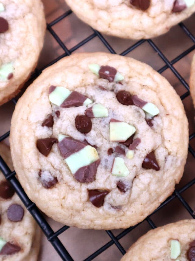 Best Soft and Chewy Mint Chocolate Chip Cookies Recipe