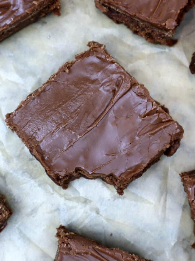 Old Fashioned Lunch Lady Brownies